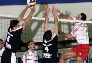 Πρώτη απώλεια για τον Ολυμπιακό, 3-2 τον ΠΑΟΚ – Νίκη για τον ΠΑΟ