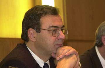 Αυξήθηκε κατά 1,1 δισ. ευρώ το εμπορικό έλλειμμα στο οκτάμηνο