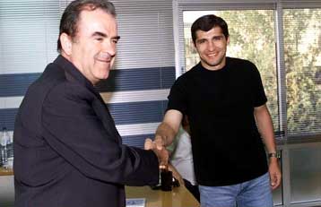 Ο Μπάγεβιτς δείχνει την πόρτα της εξόδου στον Τετράτζε