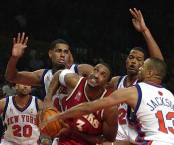 Με Κάμπι στην πεντάδα, οι Knicks «υπέταξαν» τους Hawks (88-83) – Αποτελέσματα ΝΒΑ