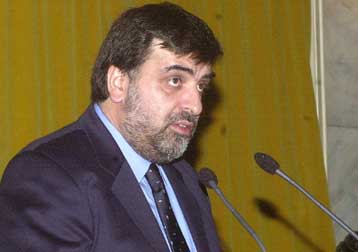 Ο Σπύρος Παπασπύρου παραμένει πρόεδρος της ΑΔΕΔΥ για ακόμη μια τριετία