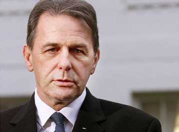 Θα έχουμε εξαιρετικούς Αγώνες το 2004, προβλέπει ο πρόεδρος της ΔΟΕ