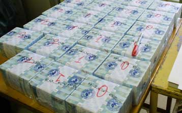 Δεν γνωρίζουν οι Έλληνες για την ισοτιμία του ευρώ, σύμφωνα με το ΙΝΚΑ