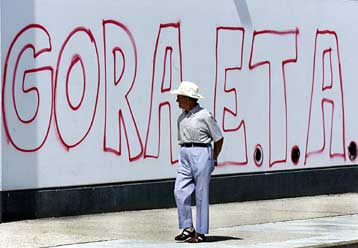 Πράκτορες των ΗΠΑ θα «μελετήσουν» στην Ισπανία τον αγώνα κατά της ΕΤΑ