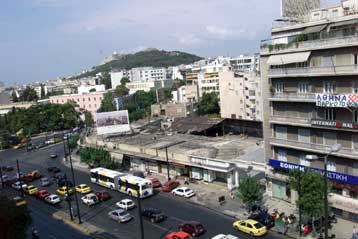 Την πρόθεσή της να υπογράψει για την οικοδόμηση του κτήματος Θων ανακοίνωσε η ΥΠΕΧΩΔΕ