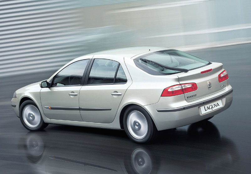 Χωρίς ελληνικό ενδιαφέρον η ανάκληση 76.354 Renault Laguna