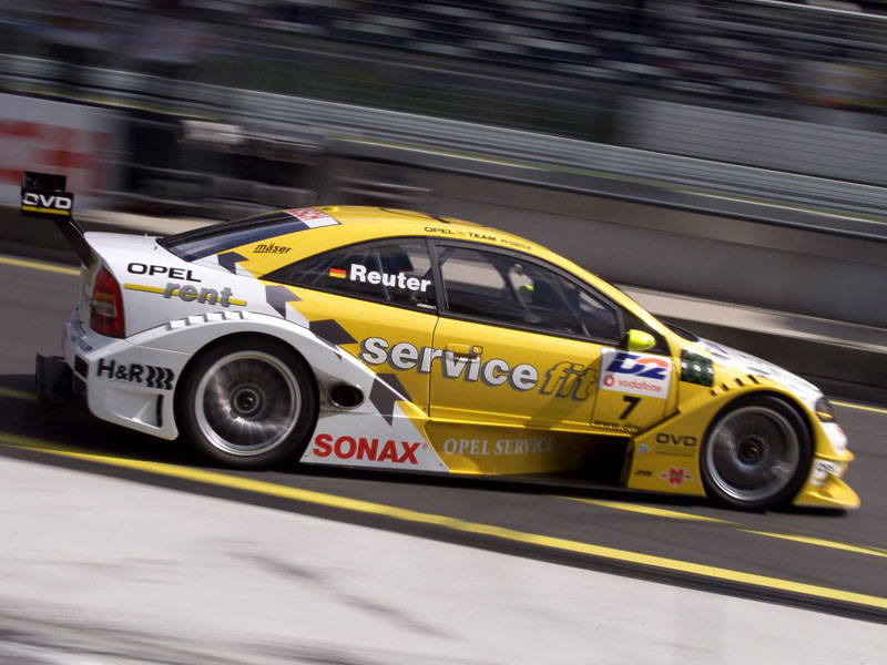 Δυνατότερη η Opel στη μάχη του DTM το 2002