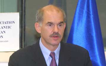 Βελτίωση των ελληνοτουρκικών σχέσεων εάν επιλυθεί το Κυπριακό βλέπει ο ΥΠΕΞ