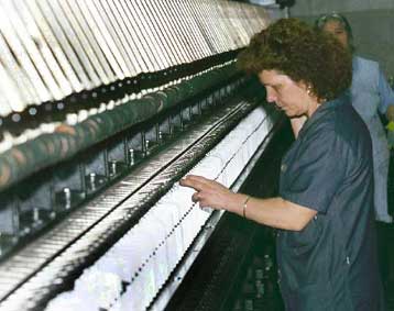 Οριακή συρρίκνωση εμφάνισε το Νοέμβριο ο μεταποιητικός τομέας