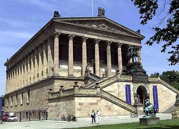 Η ανανεωμένη Εθνική Πινακοθήκη του Βερολίνου περιμένει τους επισκέπτες της