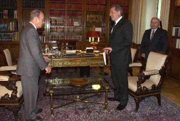 Για το ιδρυτικό συνέδριο του ΚΕΠ ενημέρωσε τον Πρόεδρο ο Αβραμόπουλος