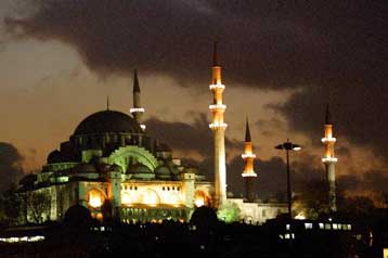 Η ένταξη στην ΕΕ σημαντικότερη από την Κύπρο, εκτιμούν οι Τούρκοι πολίτες