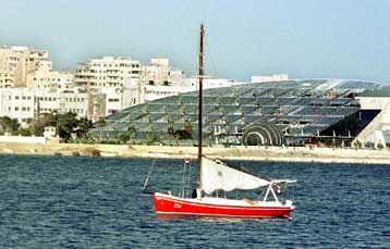 Τον Απρίλιο του 2002 τα εγκαίνια της Βιβλιοθήκης της Αλεξάνδρειας