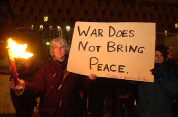 Οι Ισραηλινοί ανακαταλαμβάνουν τρεις παλαιστινιακές πόλεις