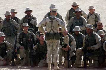 Κλοιός γύρω από τον Οσάμα Μπιν Λάντεν στην ορεινή περιοχή Τόρα Μπόρα