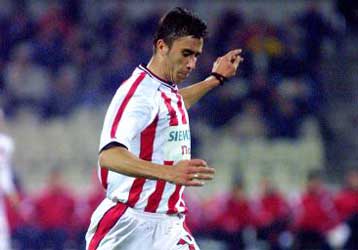 Τραυματίστηκε ο Παρασκευάς Αντζας εν όψει ΟΦΗ για τον Ολυμπιακό