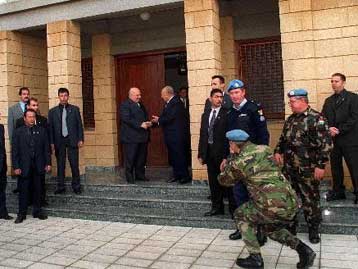 Για δύο κράτη κάνει λόγο ο Ντενκτάς στο έγγραφο που δεν παρέλαβε ο Κληρίδης