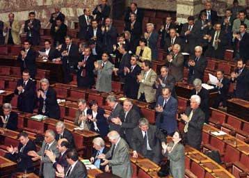 Ψηφίστηκε επί της αρχής η πρόταση για την τροποποίηση του κανονισμού της Βουλής