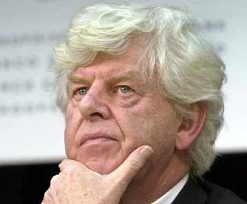 Καμία αλλαγή δεν αναμένεται στα ευρωπαϊκά επιτόκια την Πέμπτη