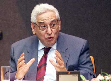 Το ΑΠΘ αναγόρευσε τον Δημήτρη Τσάτσο επίτιμο διδάκτορα της Νομικής Σχολής