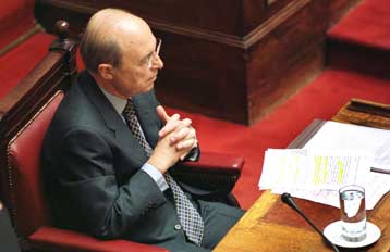 Το ΠΑΣΟΚ είναι η παράταξη της αγροτιάς, τόνισε στη Βουλή ο πρωθυπουργός