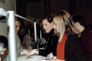 Δεν θα εκδώσει λογαριασμούς ο ΟΤΕ κατά το χρονικό διάστημα 11/12/01-06/01/02