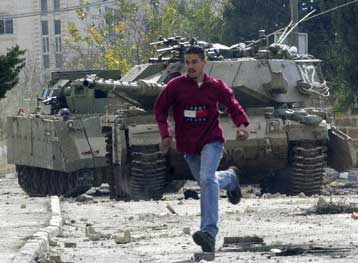 Νέα επίθεση αυτοκτονίας Παλαιστίνιου έπειτα από αιματηρή επιδρομή ισραηλινών στη Δ. Όχθη