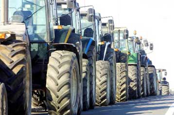 Κλιμάκωση των αγροτικών κινητοποιήσεων σε Θεσσαλία και Bόρεια Ελλάδα