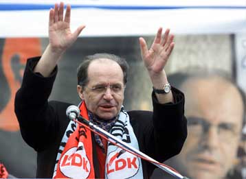 Ξεκίνησαν (για να διακοπούν) οι εργασίες της Βουλής του Κοσσυφοπεδίου