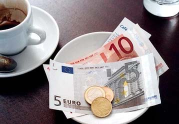 Μείωση του πληθωρισμού στη Γαλλία «λύνει» τα χέρια της ΕΚΤ για τα ευρωπαϊκά επιτόκια