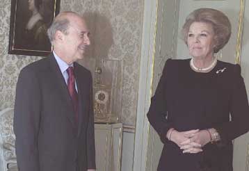 Τη Βεατρίκη της Ολλανδίας συνάντησε την Τετάρτη ο πρωθυπουργός