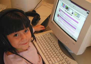 Στο 10% του πληθυσμού οι χρήστες του Internet στην Ελλάδα