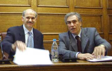 Αντίθετος στις αμερικανοβρετανικές προτάσεις για τον ευρωστρατό ο ΚΤΕ του ΠΑΣΟΚ