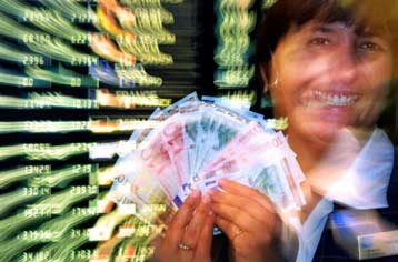 Οι Έλληνες δεν γνωρίζουν (ακόμα) το ενιαίο νόμισμα, σύμφωνα με το Ευρωβαρόμετρο