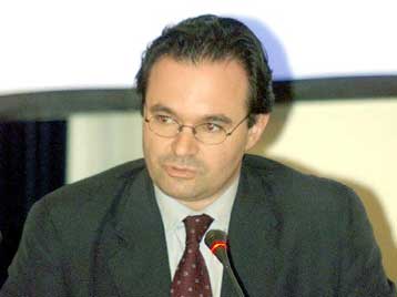 Σε ιδιώτες το μεγαλύτερο τμήμα του μετοχικού κεφαλαίου του ΤΑΝΕΟ