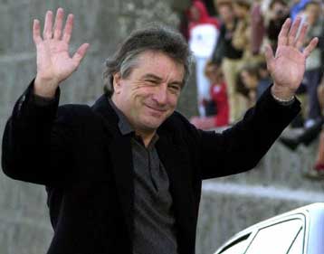 Ο Ντε Νίρο στην κορυφή της… αξιοπερίεργης λίστας των 100 καλύτερων ηθοποιών