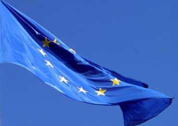 Υπέρ της ευρωπαϊκής πορείας της χώρας η πλειονότητα των Ελλήνων