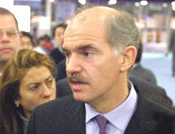 Η λύση στο πρόβλημα της ονομασίας της ΠΓΔΜ θα έλθει από τον ΟΗΕ, διευκρινίζει ο ΥΠΕΞ