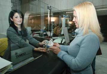 Πώς θα εμφανίζονται οι τιμές σε αποδείξεις και δελτία παροχής υπηρεσιών