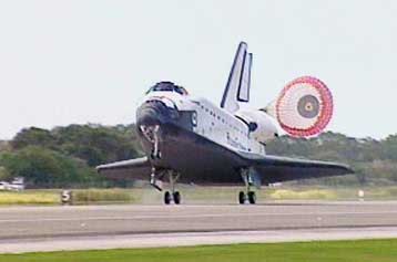 Στη Φλόριντα προσγειώθηκε το διαστημικό λεωφορείο Endeavour