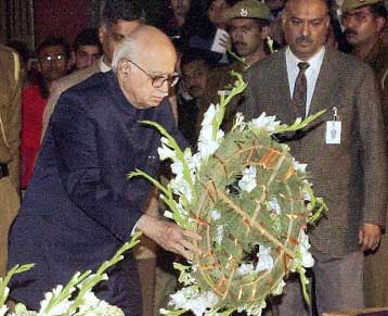 Η Ινδία κατηγορεί και επισήμως το Πακιστάν για την επίθεση εναντίον του Κοινοβουλίου