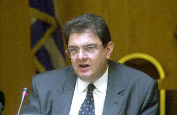 Μειώνεται το κόστος των αεροματαφορών – 20% περιορίζει τις πτήσεις η Ολυμπιακή