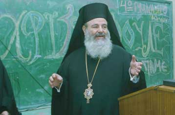 Σε σχολικά συγκροτήματα της Αθήνας ο Αρχιεπίσκοπος για τις ευχές των Χριστουγέννων