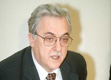 Έντονη αντίδραση της ΓΣΕΕ στην έκθεση του ΙΟΒΕ για το ασφαλιστικό