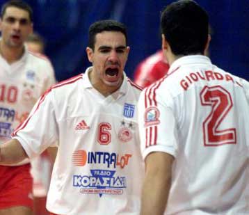 Πήρε τη νίκη που ήθελε ο Ολυμπιακός 3-0 σετ τη Μόστοσταλ