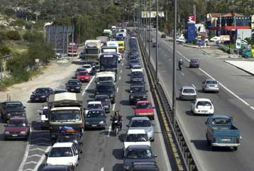 Μέτρα της Τροχαίας για την έξοδο των Χριστουγέννων