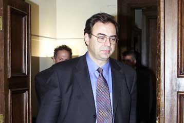 Τον Ιανουάριο το νομοσχέδιο για τα αυτοχρηματοδοτούμενα έργα