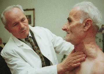 Παράθυρο για τη διατήρηση των ιδιωτικών ιατρείων από τους πανεπιστημιακούς