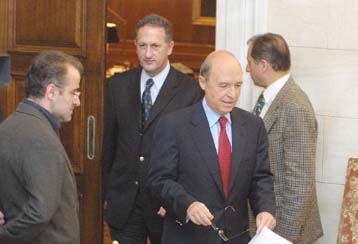 Υπηρεσιακή συνάντηση Σημίτη-Σκανδαλίδη στο Μέγαρο Μαξίμου