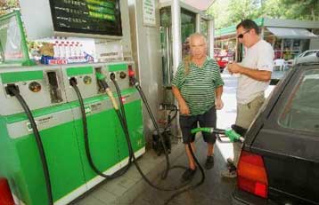 Ανησυχία στους βενζινοπώλες για τη νέα βενζίνη